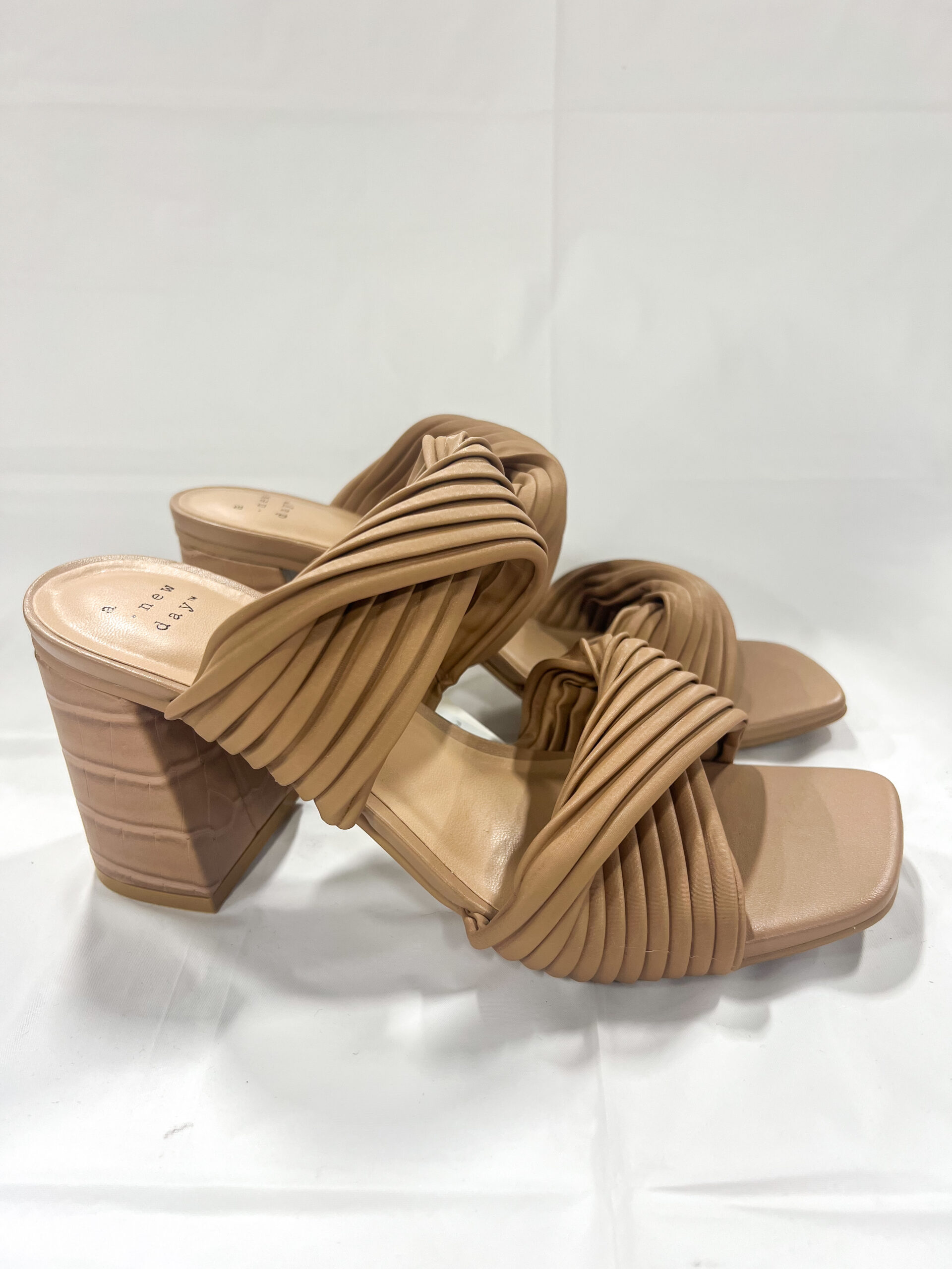 Womens Nude Heels